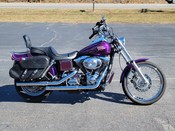 2001 Harley Davidson
Dyna Wide Glide FXDWG
Concord Purple Pearl with only 9,327 miles
Carb. model
Equipped with 88