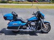 2011 Harley Davidson
Electra Glide Ultra Limited FLHTK
Two-tone Cool Blue Pearl & Vivid Black
11,766 miles
Equipped with 103